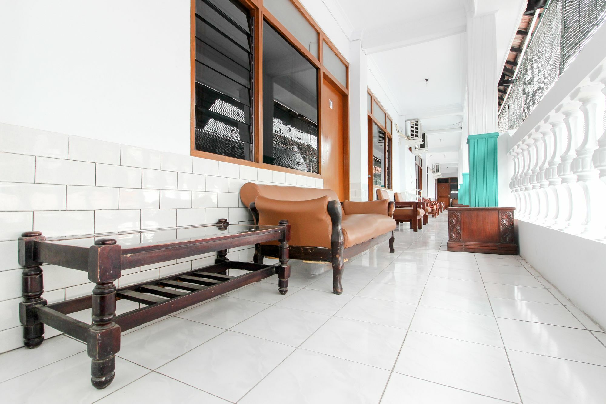 Reddoorz Plus Near Alun Alun Selatan Джокякарта Екстериор снимка